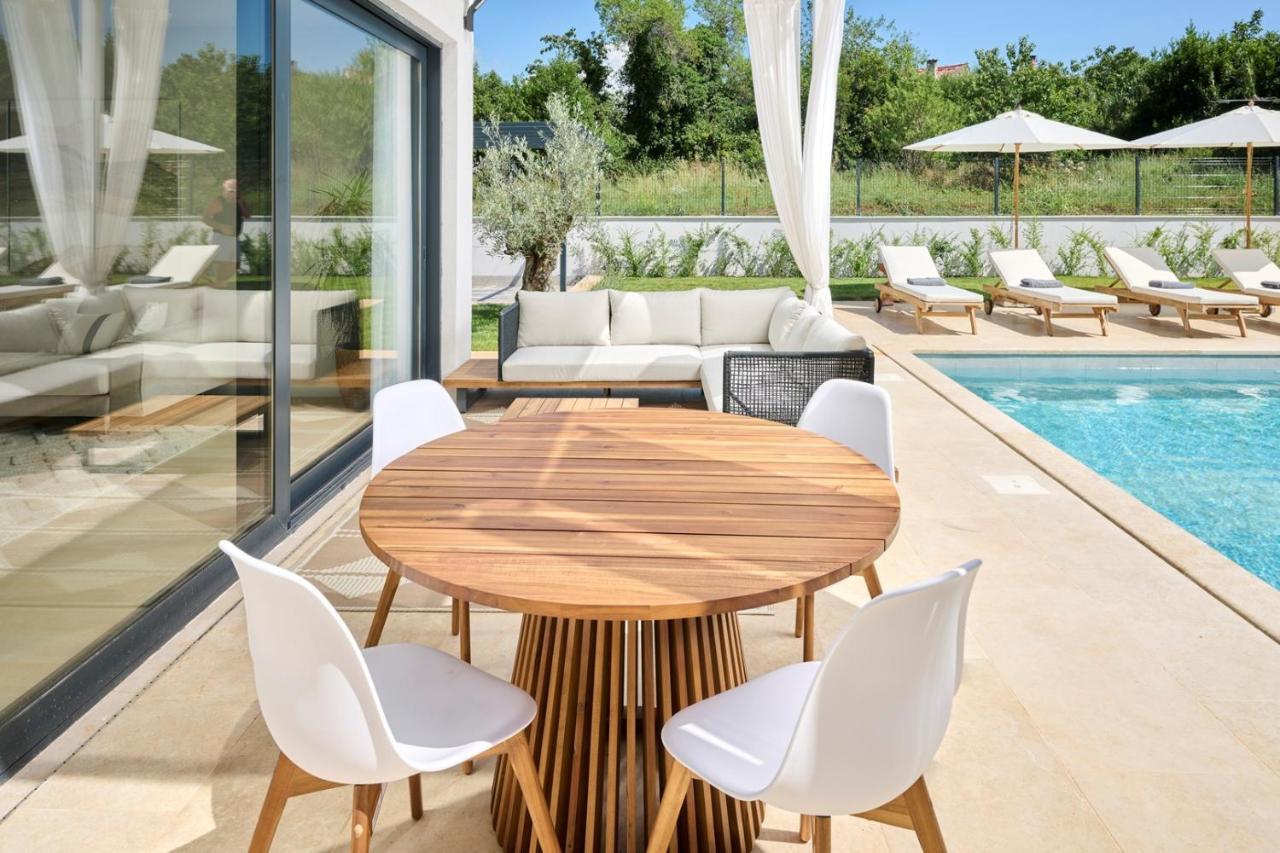 Villa Pura Vida With Pool And Whirlpool Near Umag Materada ภายนอก รูปภาพ